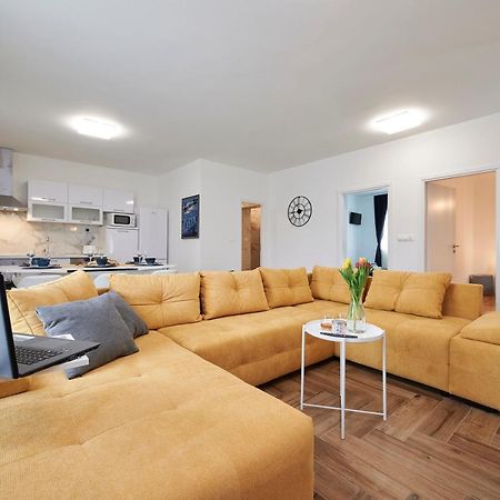 New 4* Apartman Zoa In Trogir Exterior foto