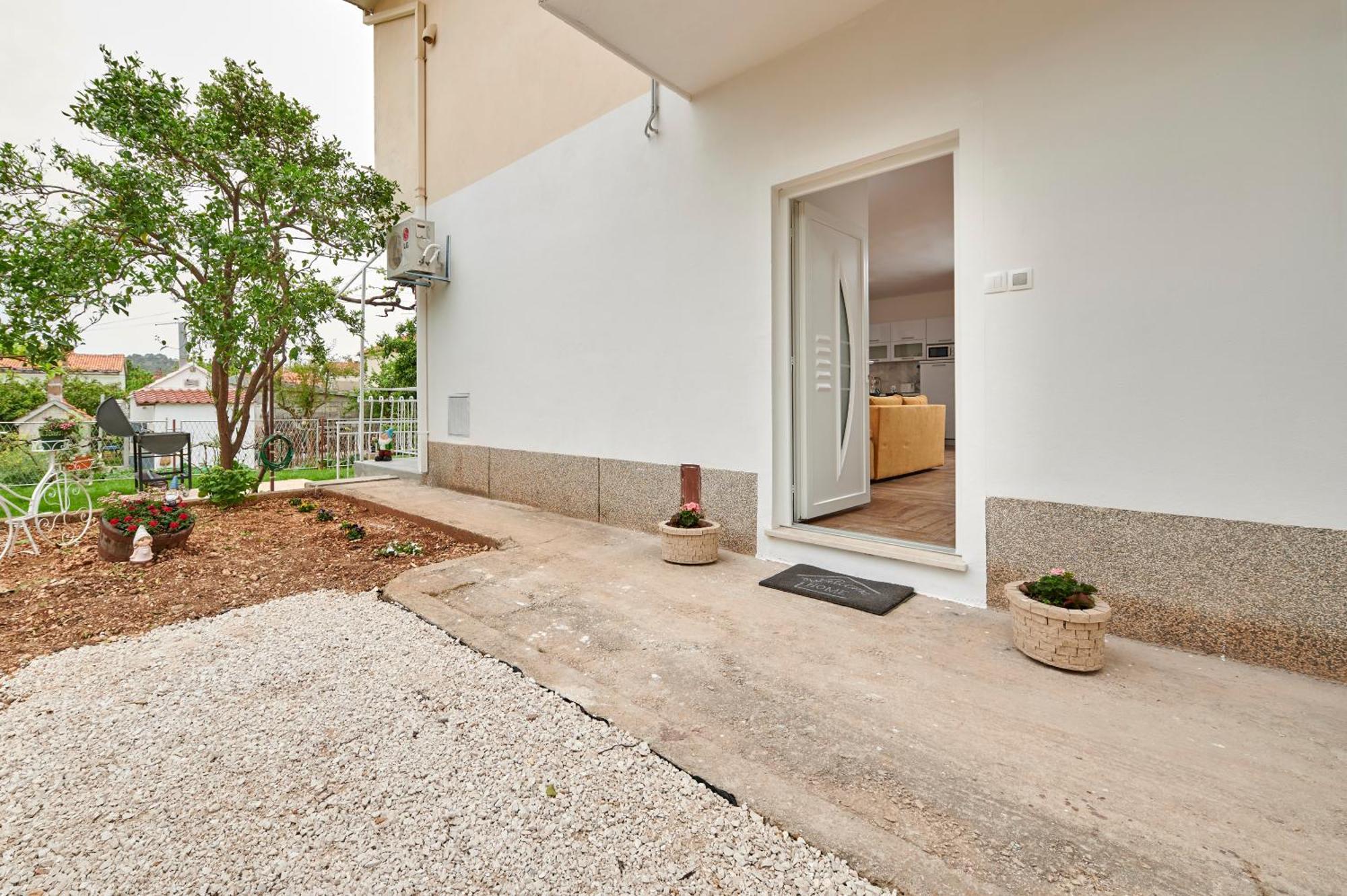 New 4* Apartman Zoa In Trogir Exterior foto
